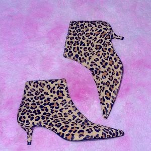 Cute shoes never worn